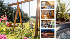 Wellnessparadies mit Sauna und Whirlpool Ferienhaus Wiesenblick, Krakow Am See